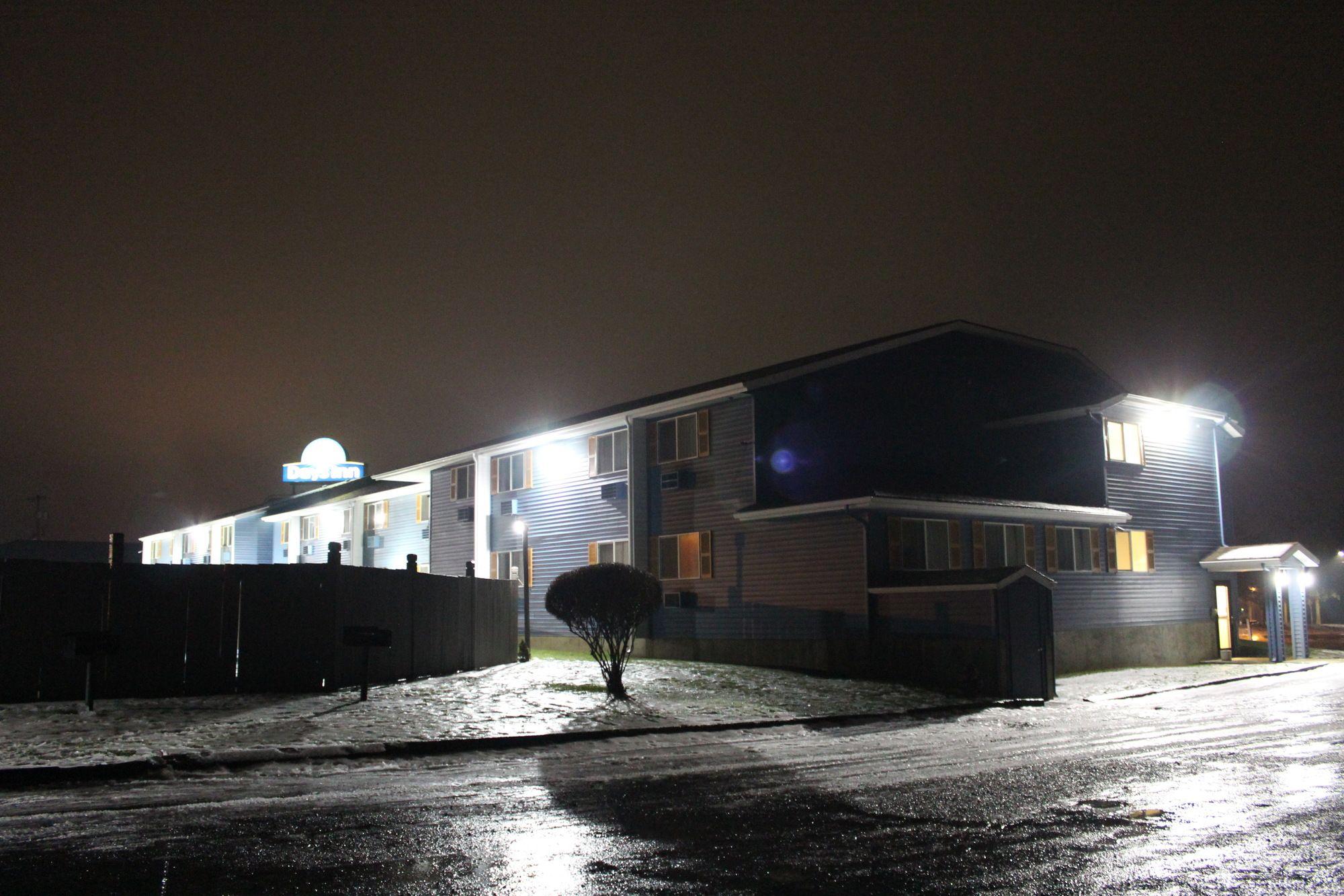 Days Inn By Wyndham Ritzville מראה חיצוני תמונה