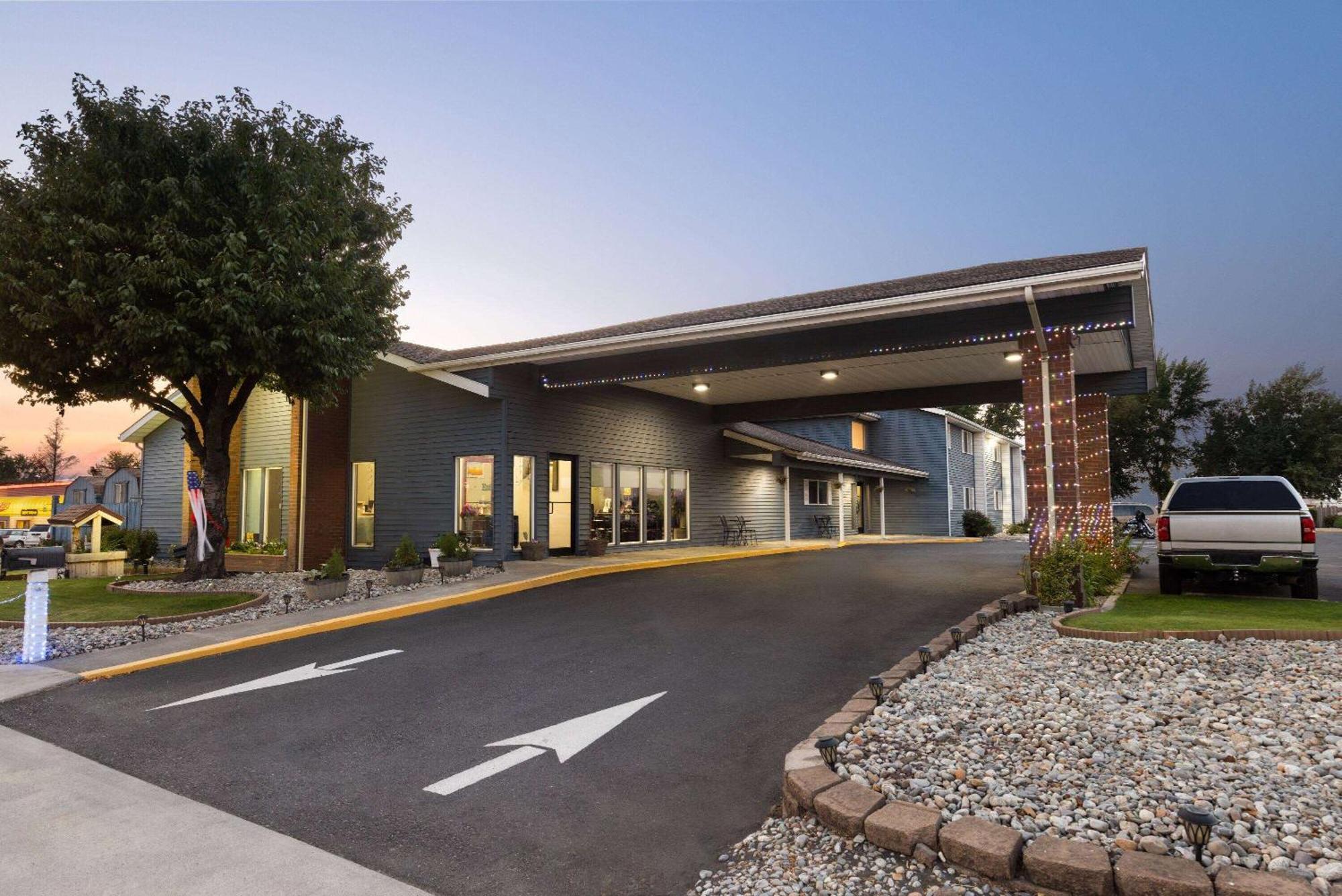 Days Inn By Wyndham Ritzville מראה חיצוני תמונה
